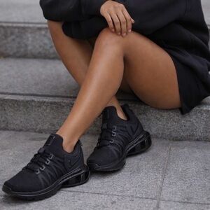 🖤🖤 NIKE SHOX GRAVITY Black 🖤🖤